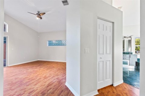 Villa ou maison à louer à Palm Coast, Floride: 4 chambres, 225.47 m2 № 2421734 - photo 18