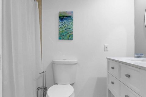 Townhouse in Hillsboro Beach, Florida 3 bedrooms, 264.21 sq.m. № 2180289 - photo 13