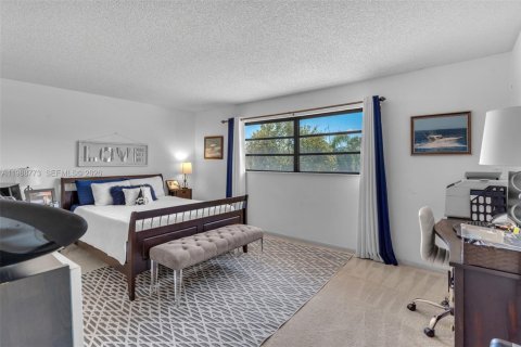 Touwnhouse à vendre à Miami, Floride: 3 chambres, 169.55 m2 № 2059120 - photo 24