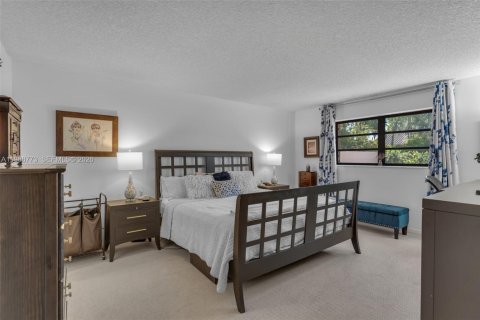 Touwnhouse à vendre à Miami, Floride: 3 chambres, 169.55 m2 № 2059120 - photo 25