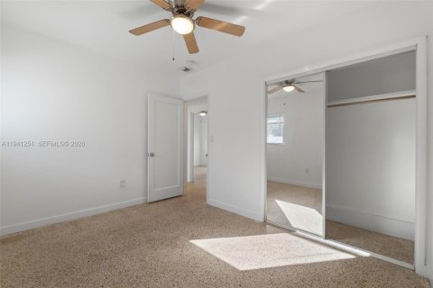 Villa ou maison à vendre à North Miami Beach, Floride: 3 chambres, 124.67 m2 № 1999144 - photo 20