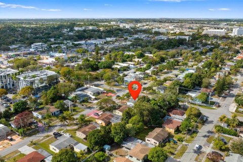 Villa ou maison à vendre à North Miami Beach, Floride: 3 chambres, 124.67 m2 № 1999144 - photo 4