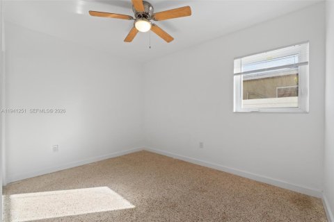 Villa ou maison à vendre à North Miami Beach, Floride: 3 chambres, 124.67 m2 № 1999144 - photo 21