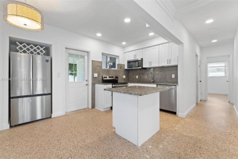 Villa ou maison à vendre à North Miami Beach, Floride: 3 chambres, 124.67 m2 № 1999144 - photo 26