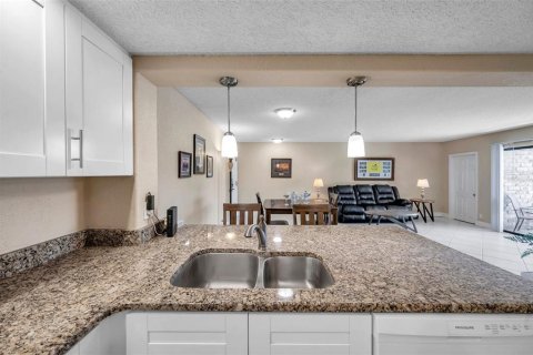 Condominio en venta en Palm Harbor, Florida, 1 dormitorio, 76.64 m2 № 1586034 - foto 26