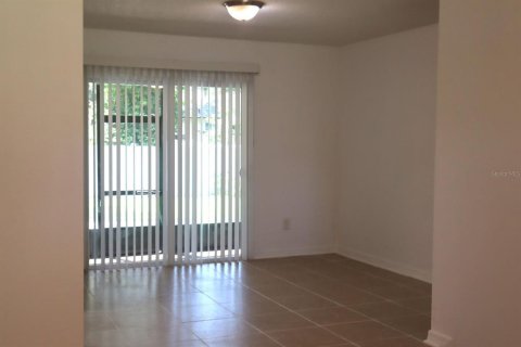 Casa en venta en Orlando, Florida, 3 dormitorios, 162.11 m2 № 1902436 - foto 23
