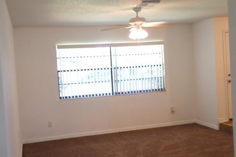 Casa en venta en Orlando, Florida, 3 dormitorios, 162.11 m2 № 1902436 - foto 21