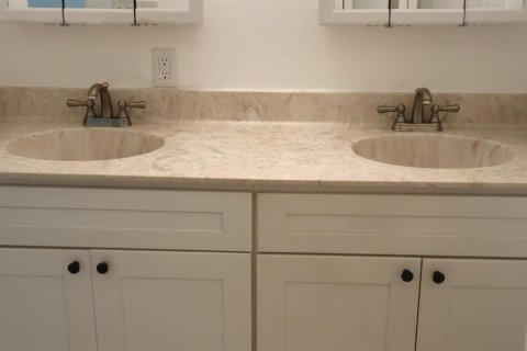 Casa en venta en Orlando, Florida, 3 dormitorios, 162.11 m2 № 1902436 - foto 29