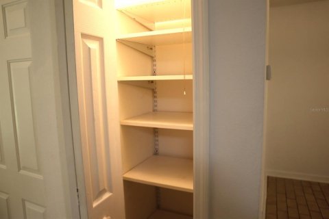 Casa en venta en Orlando, Florida, 3 dormitorios, 162.11 m2 № 1902436 - foto 11