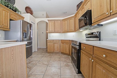 House in Leesburg, Florida 3 bedrooms, 212.65 sq.m. № 2202798 - photo 6