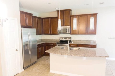 Adosado en alquiler en Oviedo, Florida, 3 dormitorios, 136.75 m2 № 1851514 - foto 3