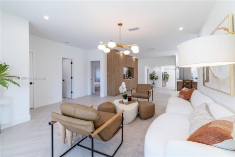 Casa en alquiler en Miami, Florida, 4 dormitorios, 226.31 m2 № 2081273 - foto 4