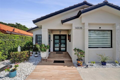 Villa ou maison à Miami, Floride 3 chambres, 161 m2 № 2290264