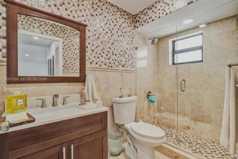 Villa ou maison à vendre à Miami, Floride: 3 chambres, 161 m2 № 2290264 - photo 23