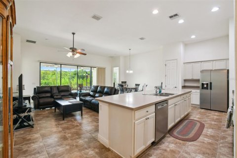 Casa en venta en Kissimmee, Florida, 3 dormitorios, 214.33 m2 № 1845374 - foto 12