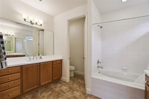 Casa en venta en Kissimmee, Florida, 3 dormitorios, 214.33 m2 № 1845374 - foto 25