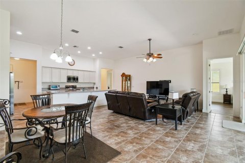 Casa en venta en Kissimmee, Florida, 3 dormitorios, 214.33 m2 № 1845374 - foto 7
