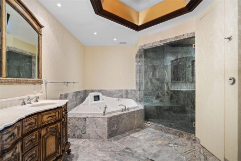 Condominio en venta en Sunny Isles Beach, Florida, 3 dormitorios, 346.99 m2 № 2057639 - foto 8