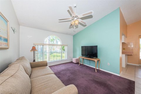 Villa ou maison à vendre à Tarpon Springs, Floride: 3 chambres, 132.2 m2 № 2398538 - photo 6