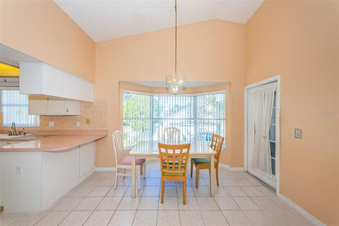 Villa ou maison à vendre à Tarpon Springs, Floride: 3 chambres, 132.2 m2 № 2398538 - photo 19