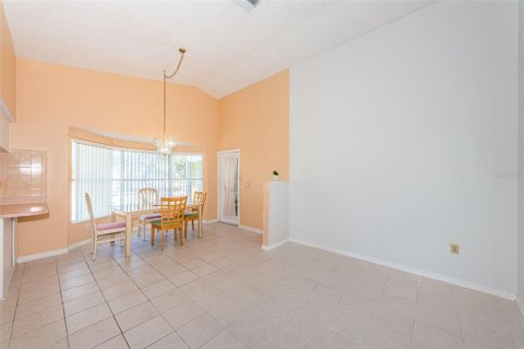 Villa ou maison à vendre à Tarpon Springs, Floride: 3 chambres, 132.2 m2 № 2398538 - photo 10