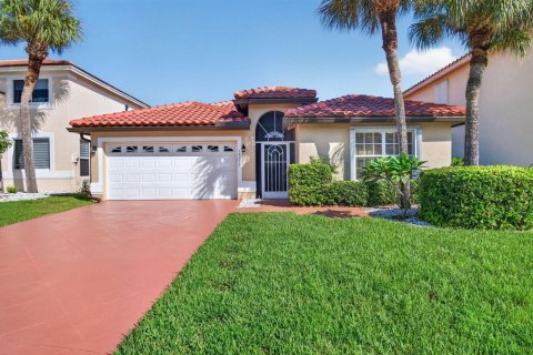 House in Boca Raton, Florida 3 bedrooms, 173.17 sq.m. № 2374682