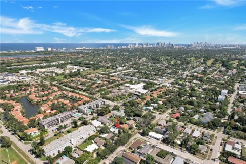 Villa ou maison à louer à Hollywood, Floride: 4 chambres, 139.35 m2 № 2383043 - photo 29
