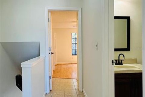 Touwnhouse à louer à Tampa, Floride: 2 chambres, 104.05 m2 № 2416798 - photo 18