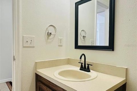 Touwnhouse à louer à Tampa, Floride: 2 chambres, 104.05 m2 № 2416798 - photo 21