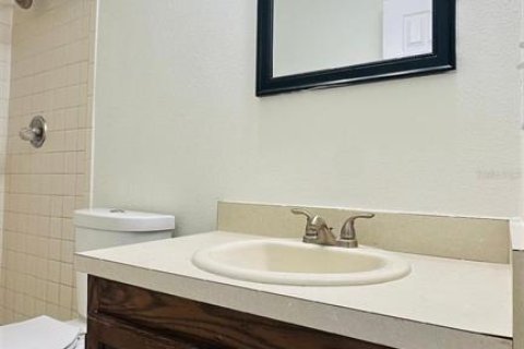 Touwnhouse à louer à Tampa, Floride: 2 chambres, 104.05 m2 № 2416798 - photo 23