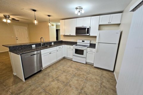 Apartamento en alquiler en Lake Mary, Florida, 2 dormitorios, 102.19 m2 № 1903358 - foto 5