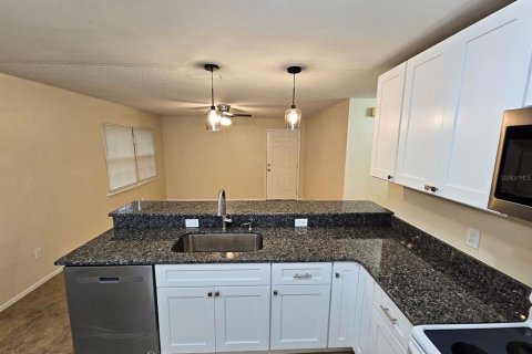 Apartamento en alquiler en Lake Mary, Florida, 2 dormitorios, 102.19 m2 № 1903358 - foto 7