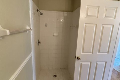 Villa ou maison à louer à Orlando, Floride: 3 chambres, 116.59 m2 № 2433561 - photo 29