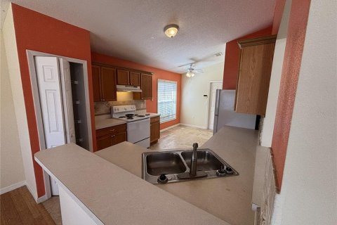 Villa ou maison à louer à Orlando, Floride: 3 chambres, 116.59 m2 № 2433561 - photo 8