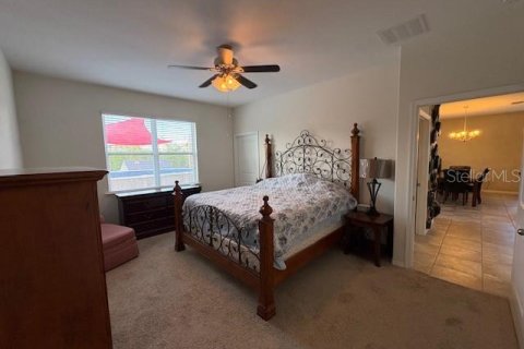 House in Winter Haven, Florida 3 bedrooms, 171.59 sq.m. № 1854040 - photo 13