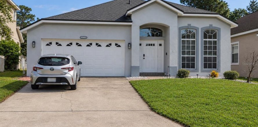 Villa ou maison à DeBary, Floride 4 chambres, 191.75 m2 № 2427612