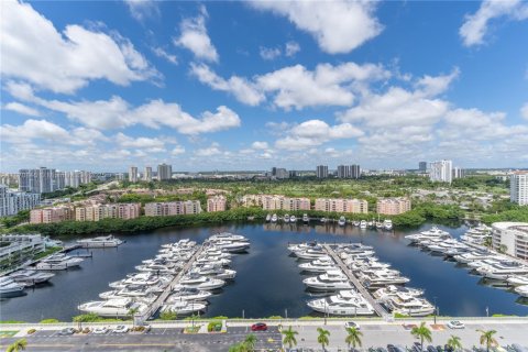 Condo in Aventura, Florida, 2 bedrooms  № 1925788 - photo 28