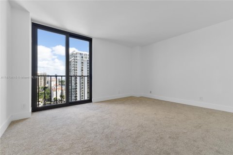 Condo in Aventura, Florida, 2 bedrooms  № 1925788 - photo 9