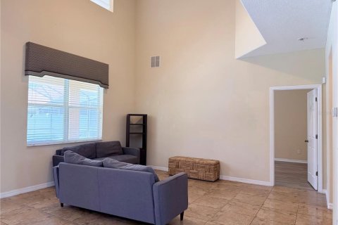 House in Kissimmee, Florida 6 bedrooms, 267 sq.m. № 2122233 - photo 9