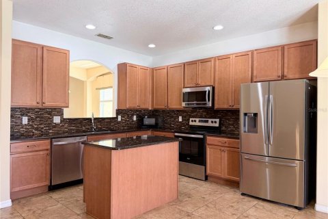 House in Kissimmee, Florida 6 bedrooms, 267 sq.m. № 2122233 - photo 6