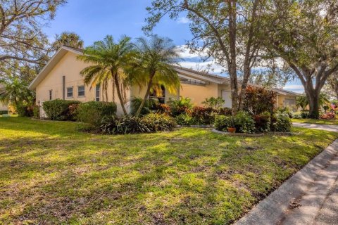 Copropriété à vendre à Sarasota, Floride: 2 chambres, 127.65 m2 № 1537980 - photo 2
