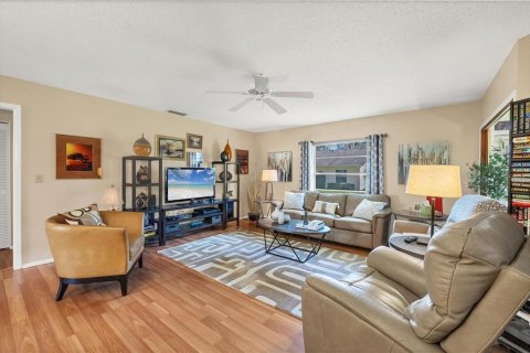 Copropriété à vendre à Sarasota, Floride: 2 chambres, 127.65 m2 № 1537980 - photo 5