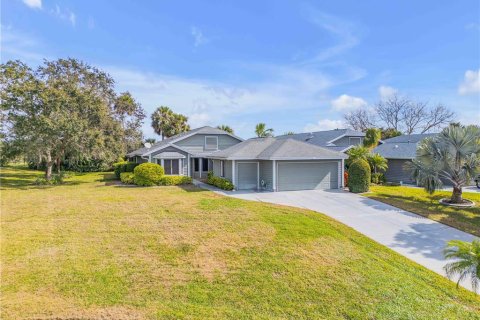 Casa en New Smyrna Beach, Florida 4 dormitorios, 303.7 m2 № 2115086