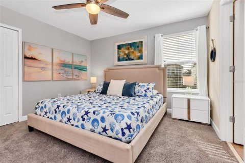 Casa en venta en Davenport, Florida, 8 dormitorios, 363.15 m2 № 2203987 - foto 17