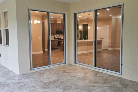 Casa en venta en Orlando, Florida, 4 dormitorios, 271.92 m2 № 1773355 - foto 15