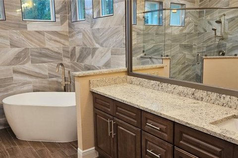 Casa en venta en Orlando, Florida, 4 dormitorios, 271.92 m2 № 1773355 - foto 9