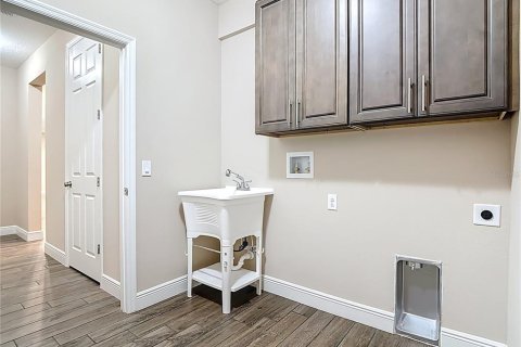 Casa en venta en Orlando, Florida, 4 dormitorios, 271.92 m2 № 1773355 - foto 23