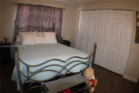 Adosado en venta en Miami, Florida, 3 dormitorios, 102.29 m2 № 2055886 - foto 9