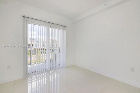 Apartamento en alquiler en Homestead, Florida, 1 dormitorio, 79.06 m2 № 2182132 - foto 4