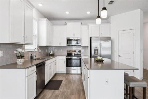 House in Groveland, Florida 4 bedrooms, 171.87 sq.m. № 2230525 - photo 4